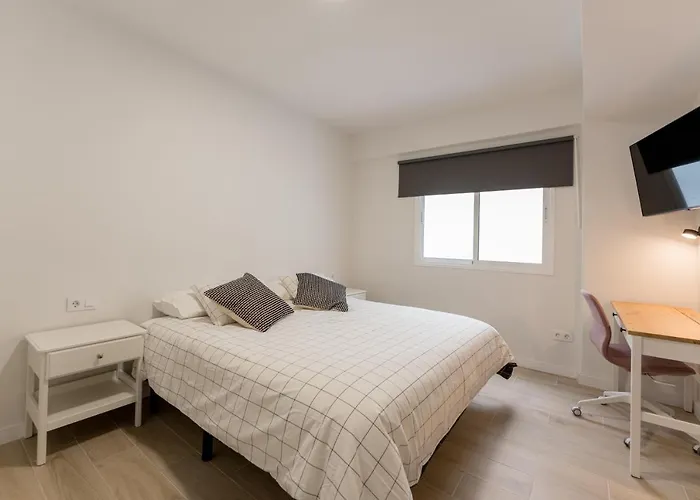 New 4 Bedroom In Plaza Del Principe Санта-Крус-де-Тенерифе