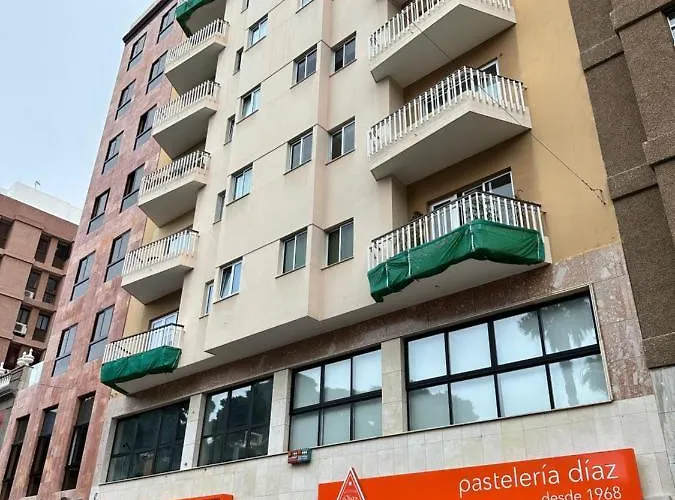 New 4 Bedroom In Plaza Del Principe Апартаменты Санта-Крус-де-Тенерифе