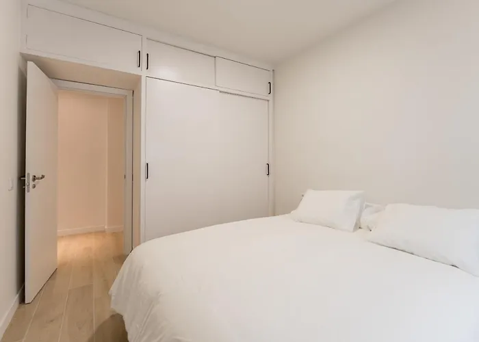New 4 Bedroom In Plaza Del Principe Appartement