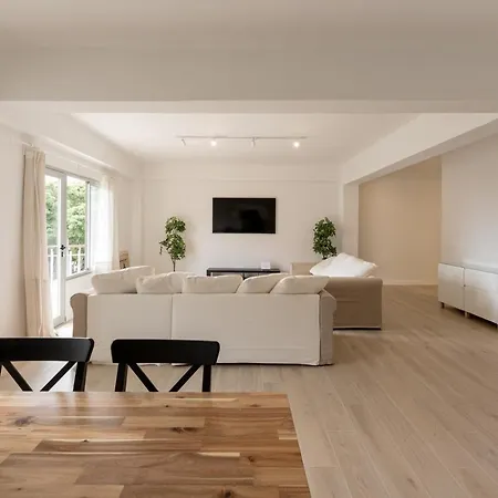 New 4 Bedroom In Plaza Del Principe Apartment *