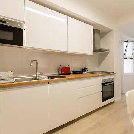 New 4 Bedroom In Plaza Del Principe Apartment *